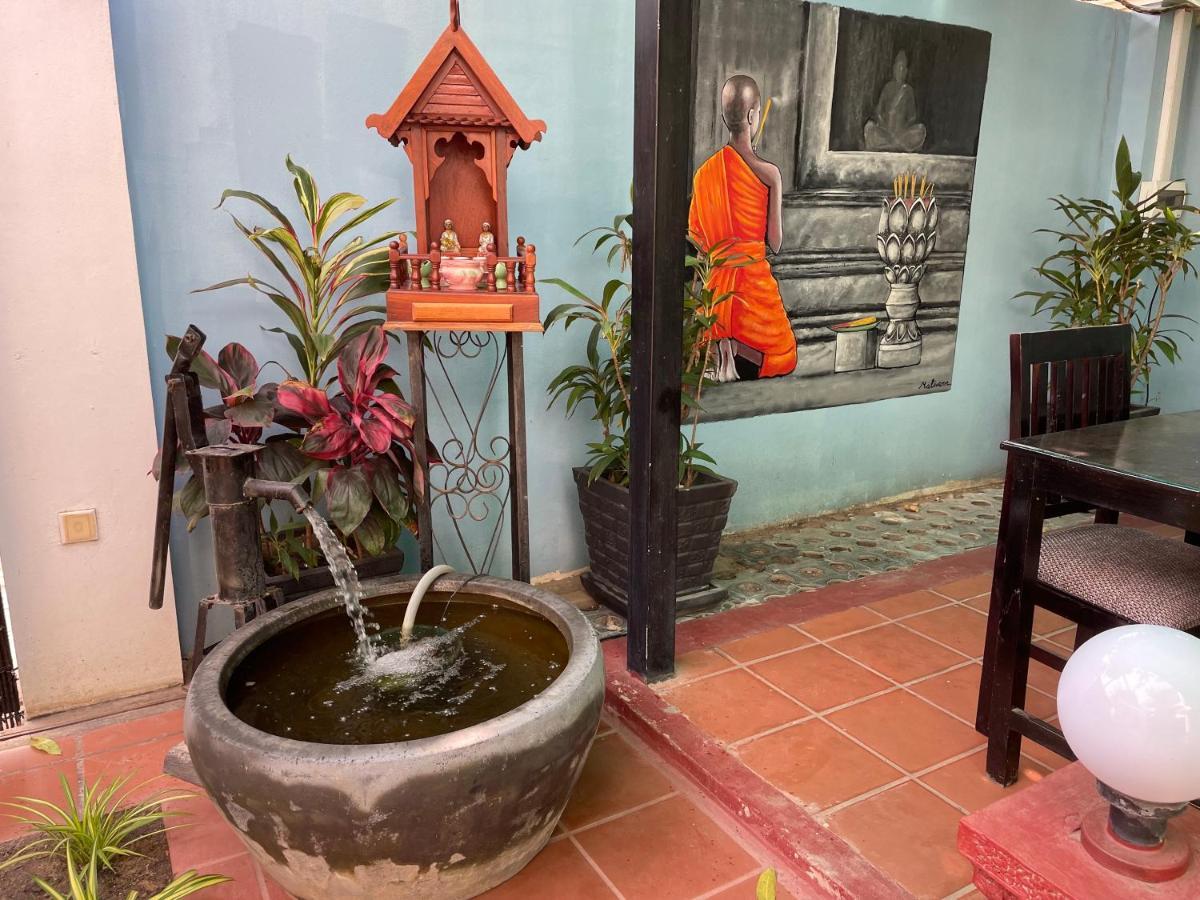 Hotel The Bygone Siem Reap Esterno foto