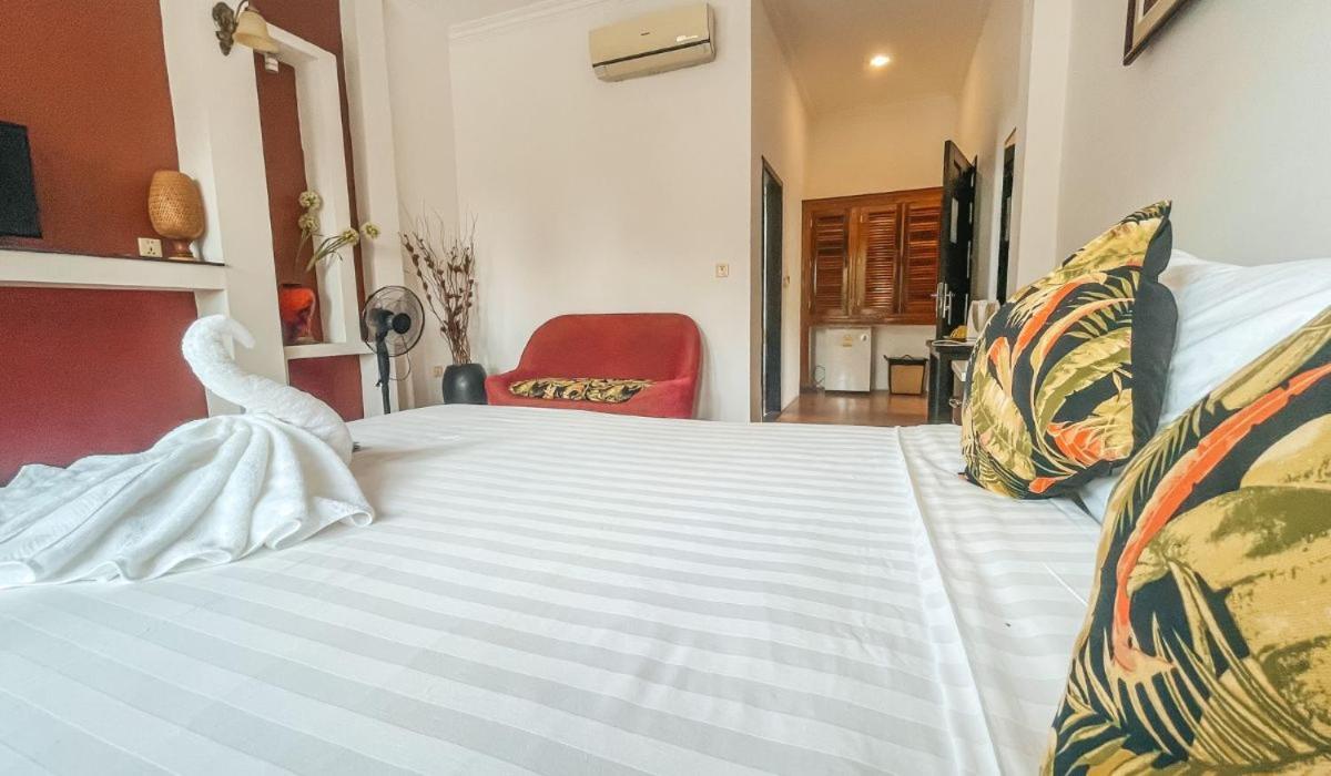 Hotel The Bygone Siem Reap Esterno foto
