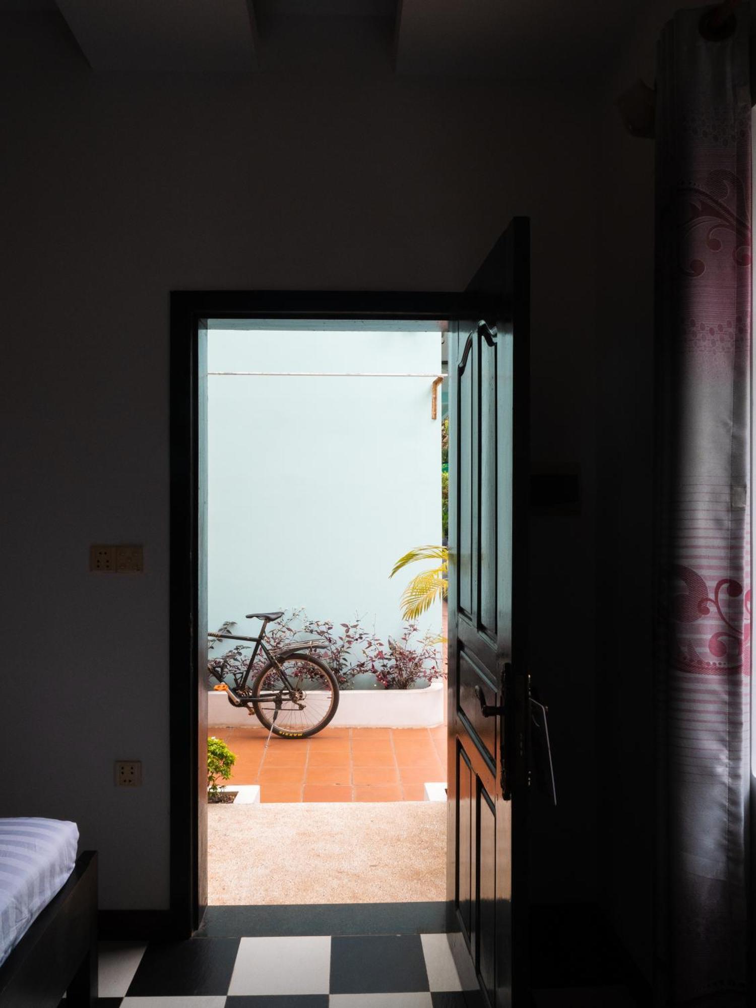 Hotel The Bygone Siem Reap Esterno foto